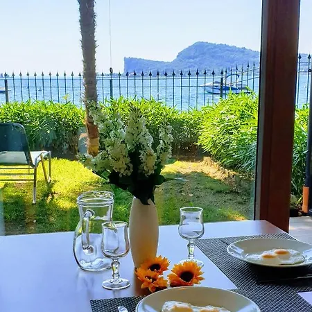 Villalsole 3* San Felice del Benaco