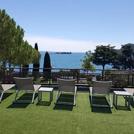Villalsole 3* San Felice del Benaco