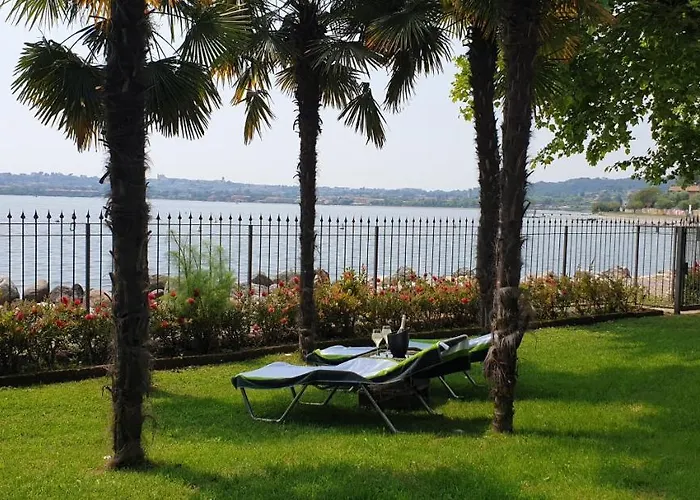 Villalsole San Felice del Benaco