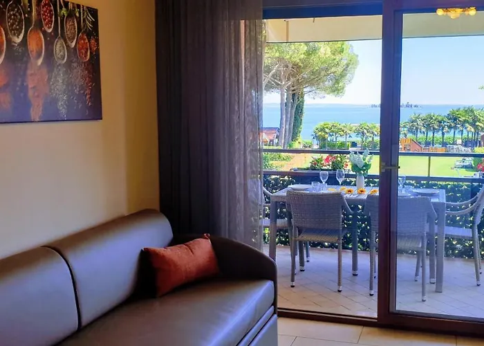 Semesteranläggning (resort) Villalsole San Felice del Benaco