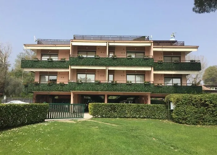 Villalsole 3* San Felice del Benaco
