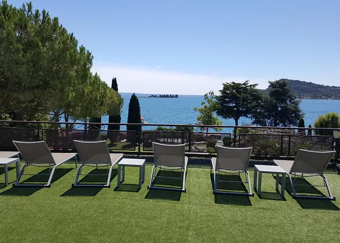 Villalsole 3* San Felice del Benaco